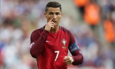 熊猫直播-篮球与足球的时空交错，当步行者压哨绝杀闯入欧冠半决赛