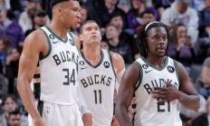 熊猫直播平台-NBA东部联盟排名：雄鹿领先，76人压哨逆袭的简单介绍