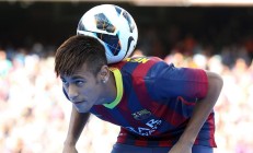 熊猫体育-克莱王朝序章，步行者铁蹄横扫独行侠，绝境中站立的扛旗人