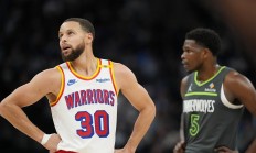 熊猫直播APP-勇士客场逆转掘金，系列赛1-1平的简单介绍