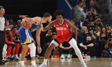 熊猫直播官网-火箭主场告负灰熊，约基奇表现出色