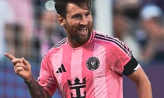 熊猫直播tv-包含荷兰新星因进球被推崇为下一个梅西的词条