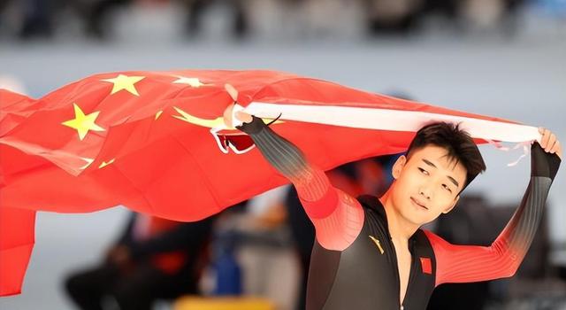 韩国选手夺得亚军，为国争光