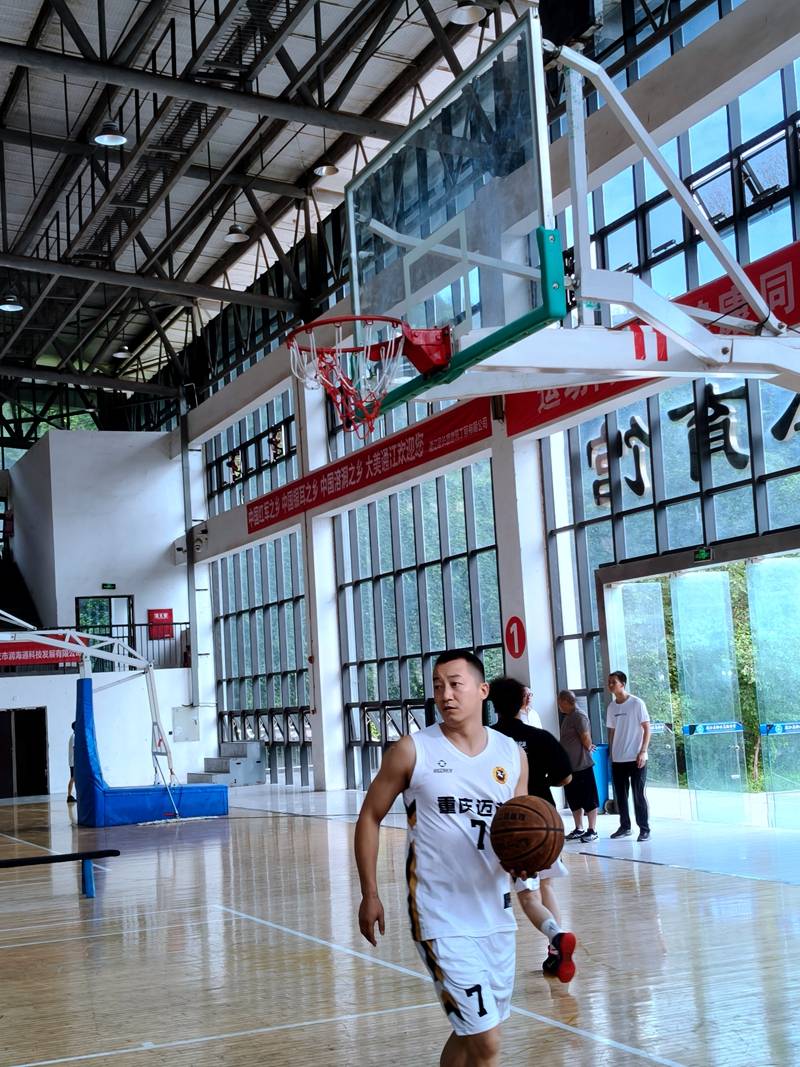 包含篮球球员技术风采展现,精彩瞬间引人入胜的词条 包含篮球球员技术风采展现,精彩瞬间引人入胜的词条