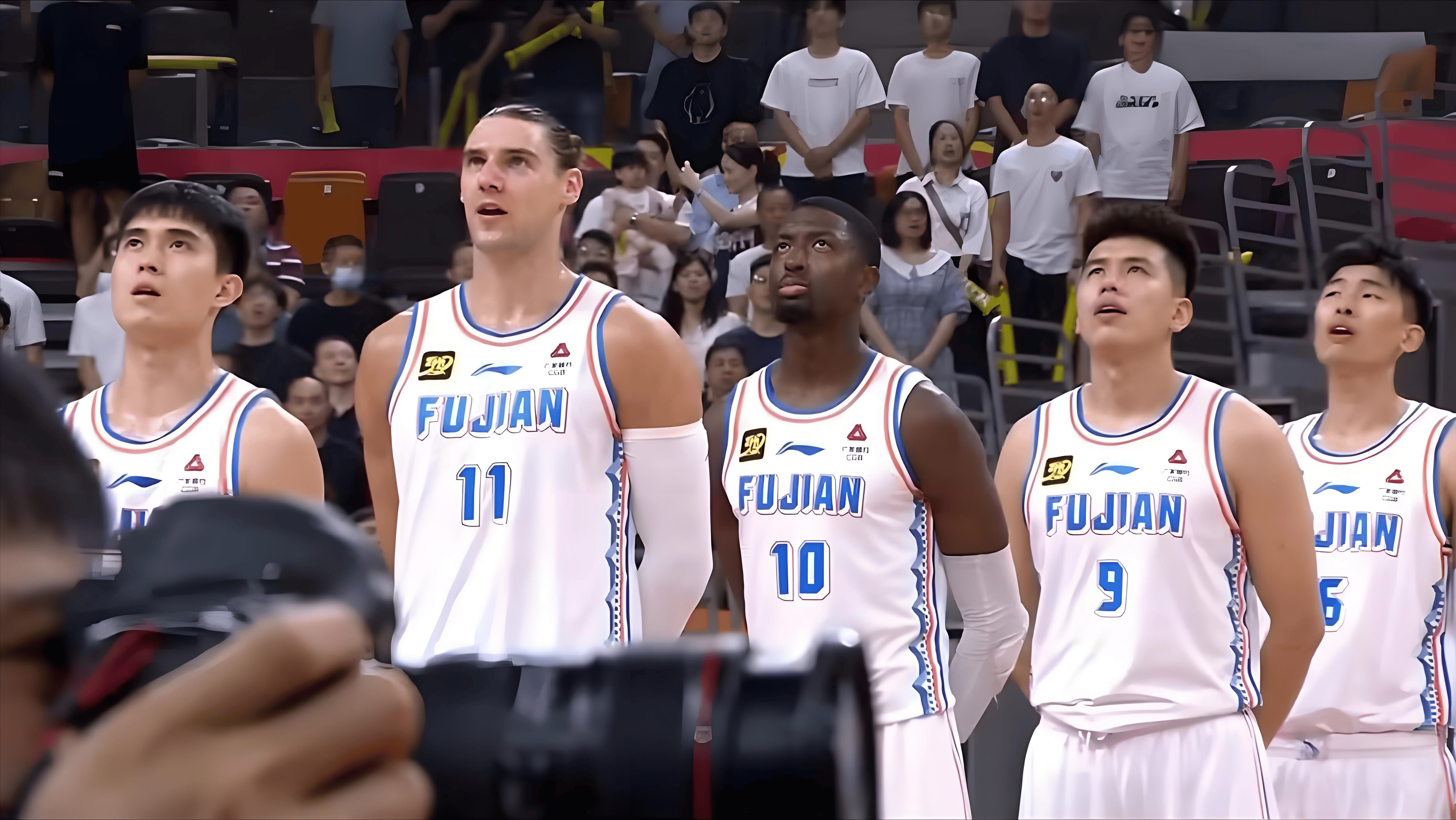 外援发挥稳定,助球队稳坐积分榜榜首 外援发挥稳定,助球队稳坐积分榜榜首