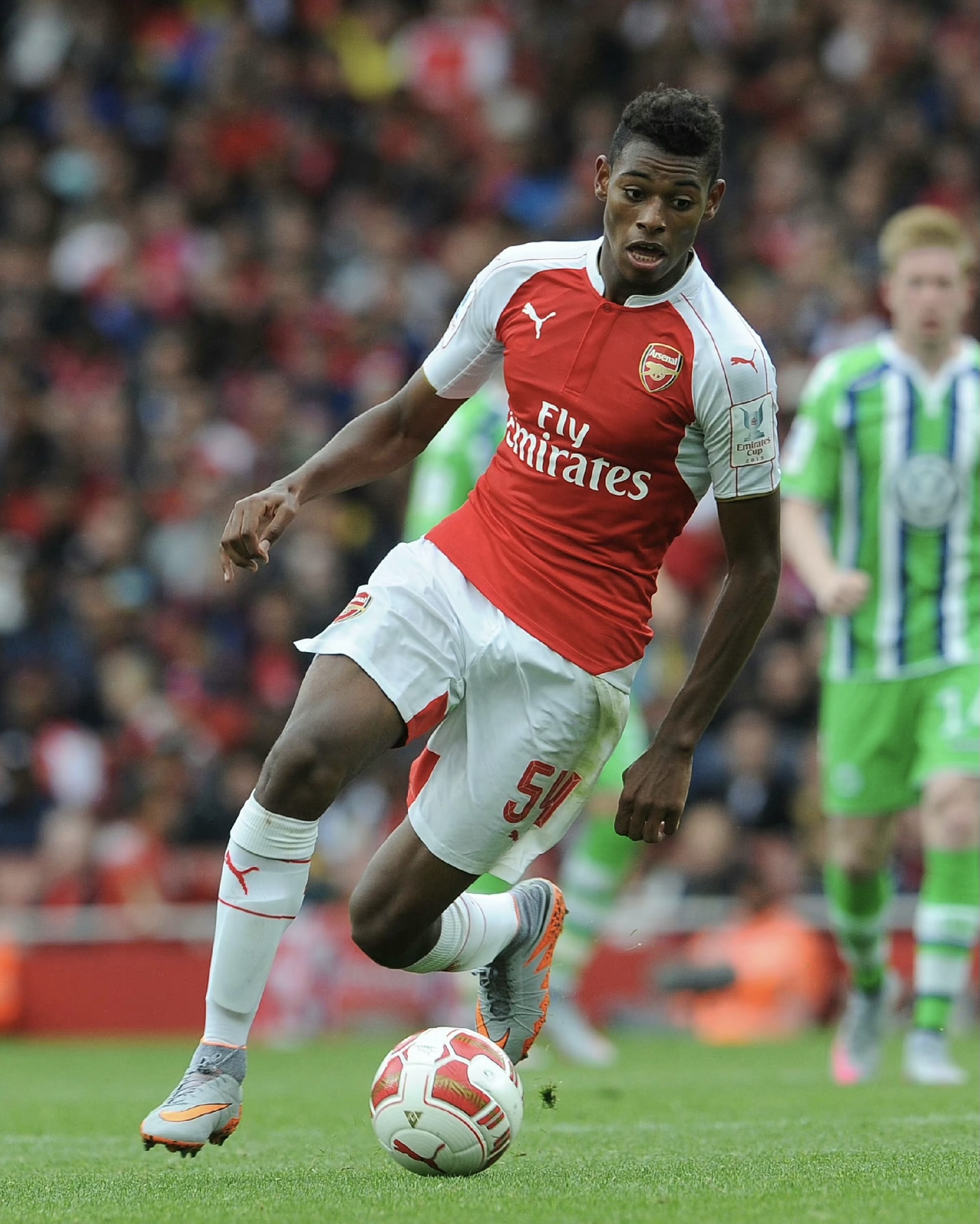 阿联酋球队斩获胜利，引领晋级潮流