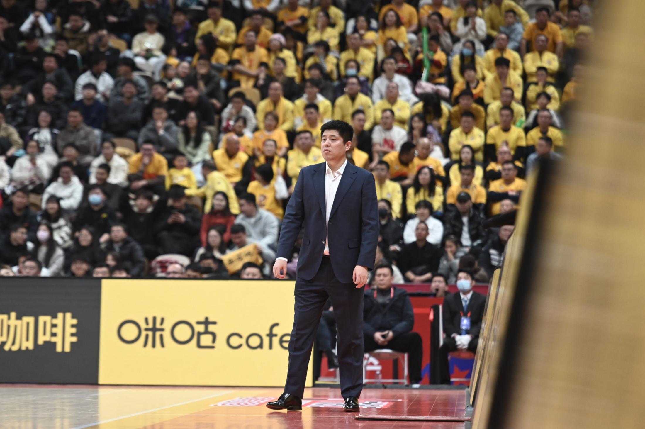 CBA夏季联赛继续进行,球队实力崭露头角 CBA夏季联赛继续进行,球队实力崭露头角