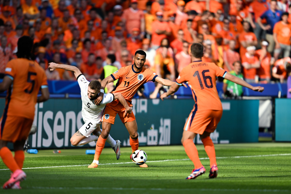 丹麦客场胜奥地利,小组领先优势明显 丹麦客场胜奥地利,小组领先优势明显