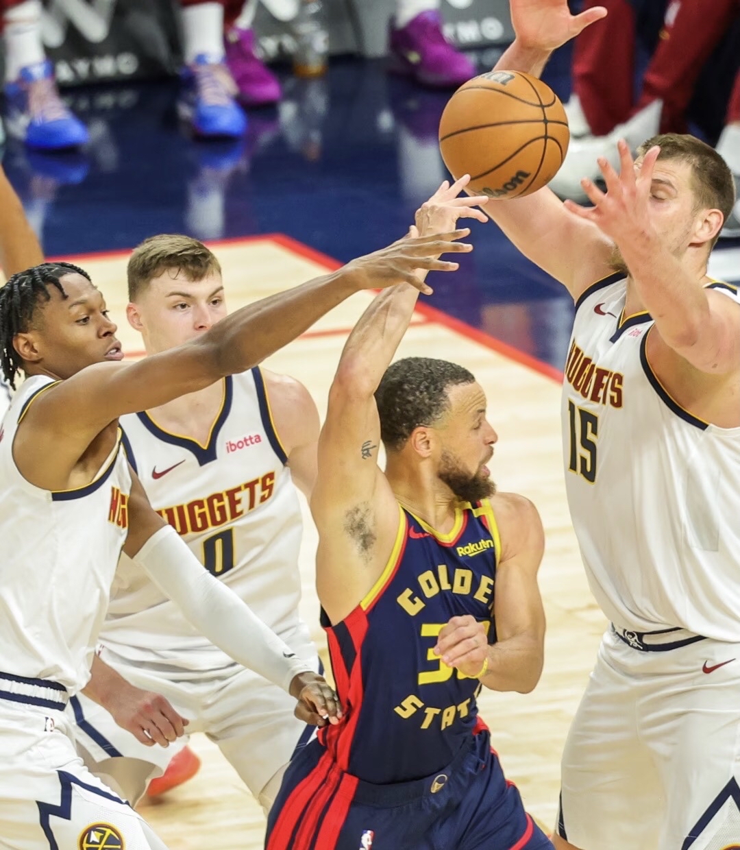 快船vs快豪先x战胜森林狼喜气洋洋斯理达分的简单介绍