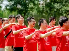 水瓶座队员团结一致,取得不可思议胜利 水瓶座队员团结一致,取得不可思议胜利