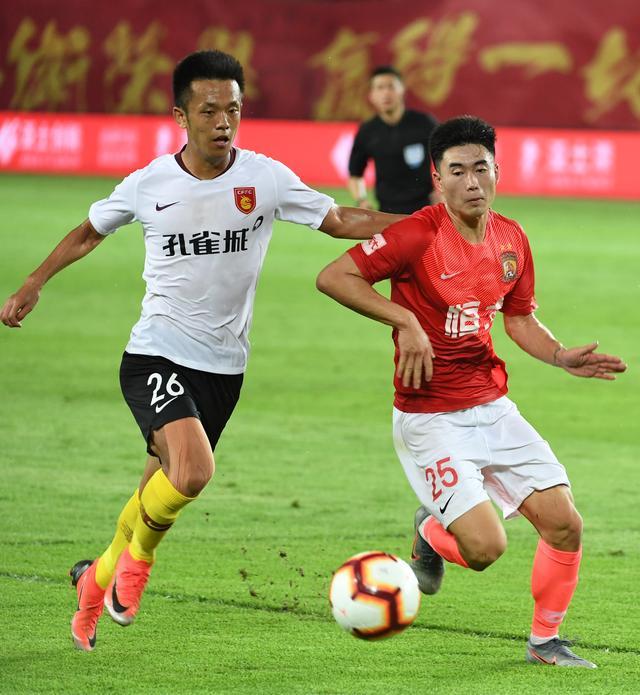 广州恒大重挫华夏幸福,积分榜领先优势扩大 广州恒大重挫华夏幸福,积分榜领先优势扩大