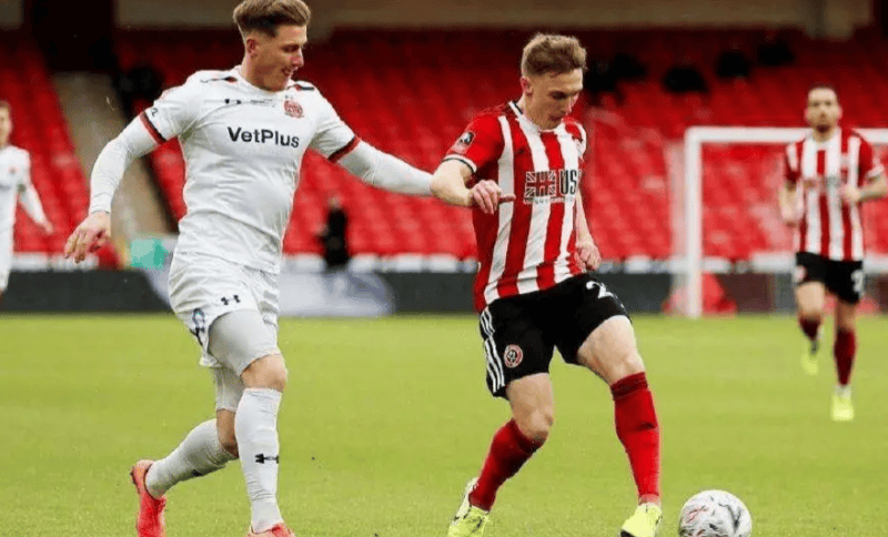 包含欧洲豪强交锋,赛场上掀起火爆战火的词条 包含欧洲豪强交锋,赛场上掀起火爆战火的词条