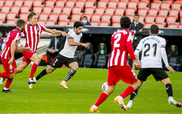 瓦伦西亚主场劫胜巴塞罗那，状态回暖