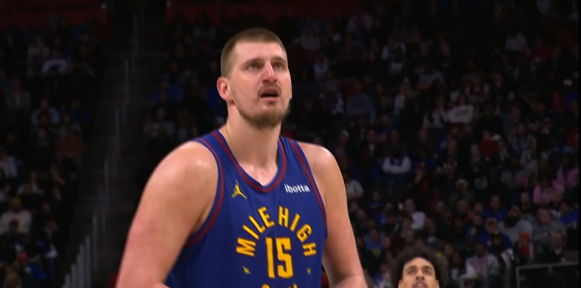 火箭不敌掘金,约基奇表现抢眼 火箭不敌掘金,约基奇表现抢眼