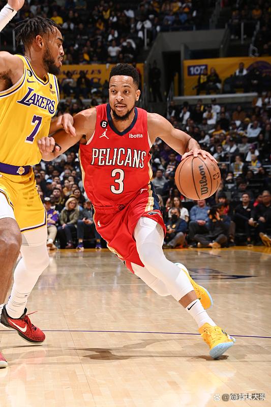 湖人五虎挺身保利天花板演讲