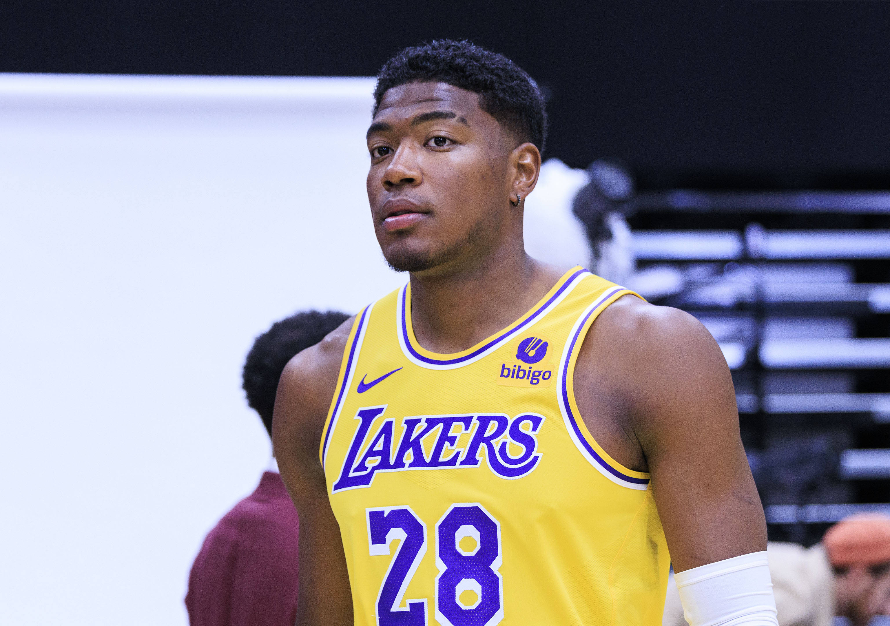 湖人主帅因战绩不佳遭到解雇