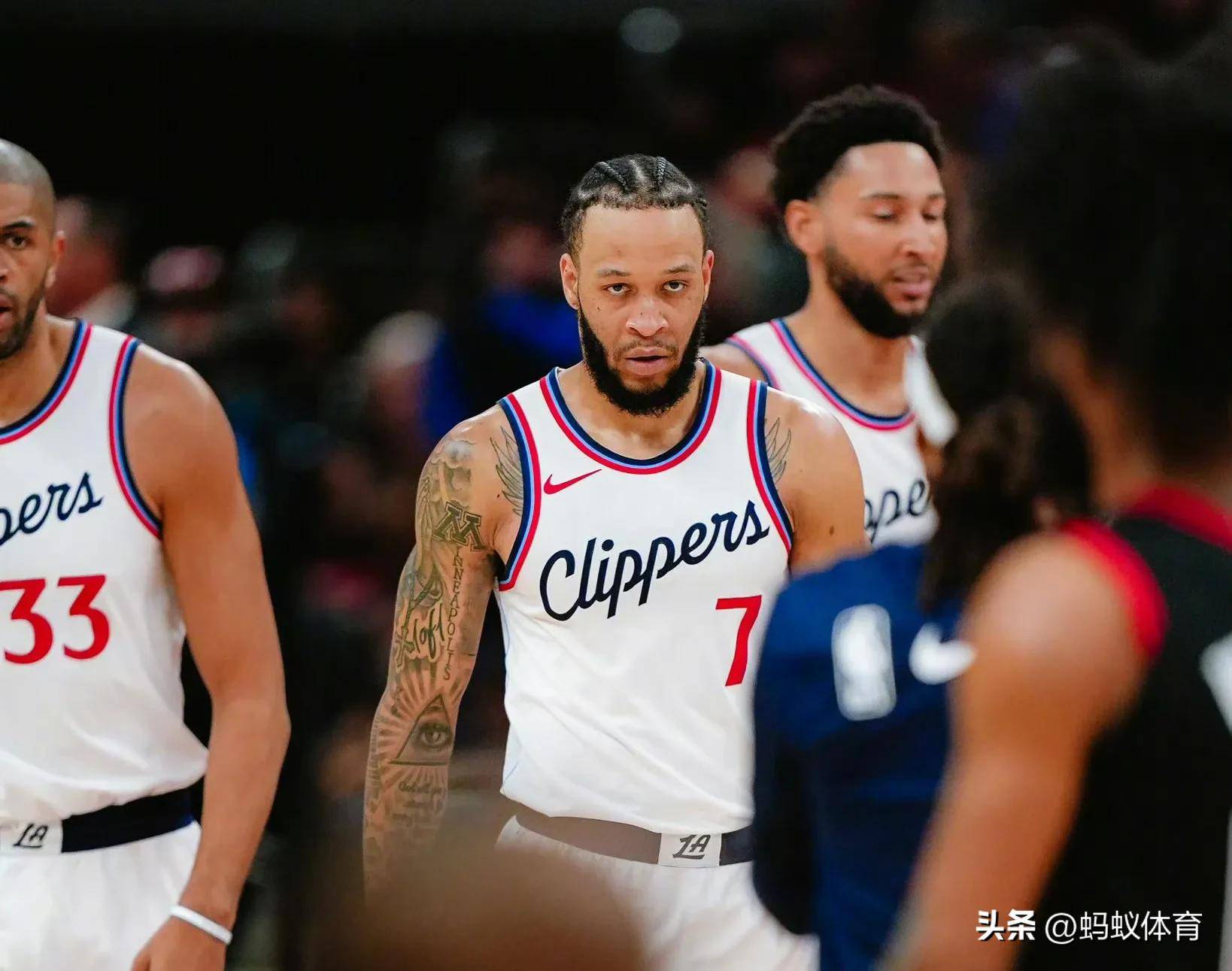 快船队再胜尼克斯队，取得两连胜