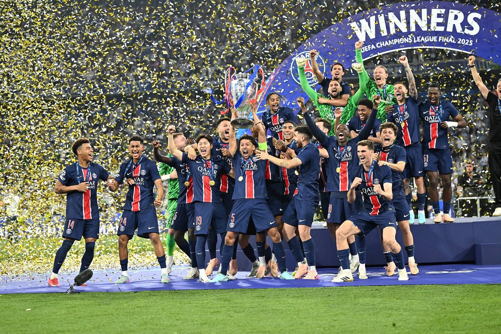 曼联将迎战法国巴黎圣日耳曼，争取晋级权利