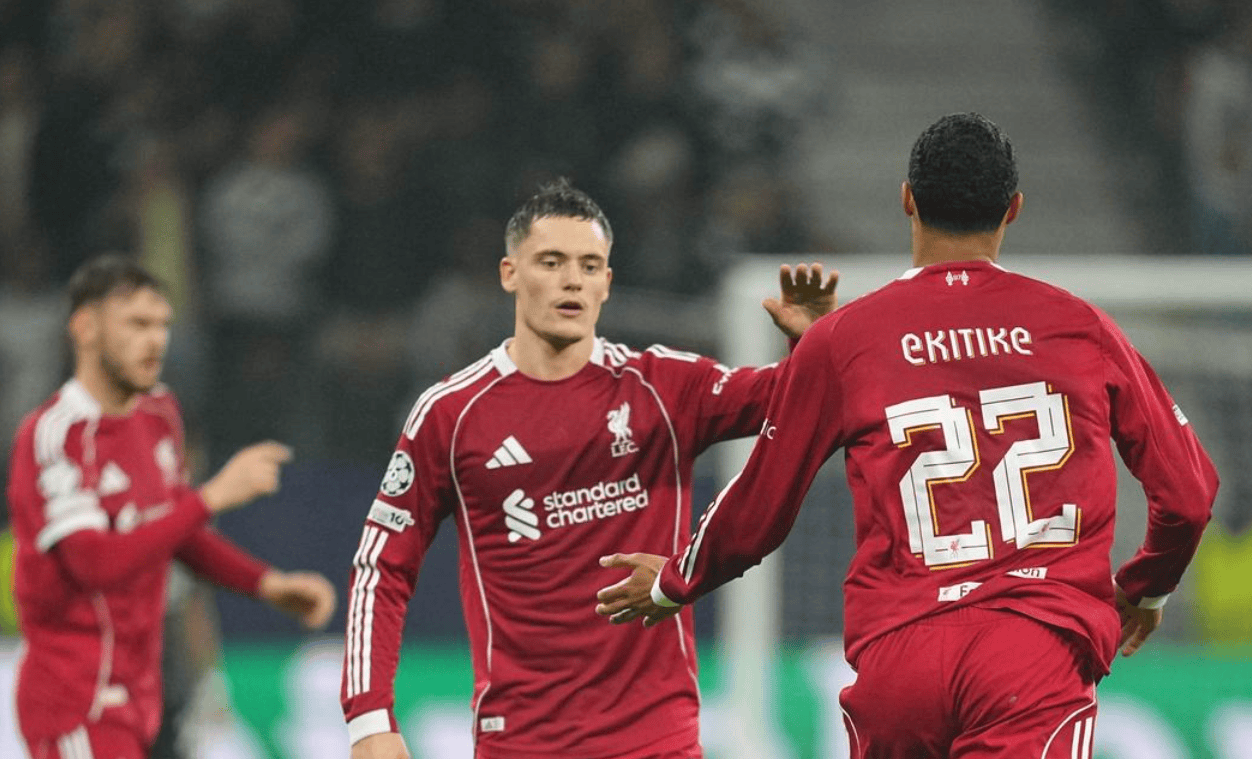 包含利物浦遭遇尤文图斯逆转，主帅领侍卫黯然离场的词条