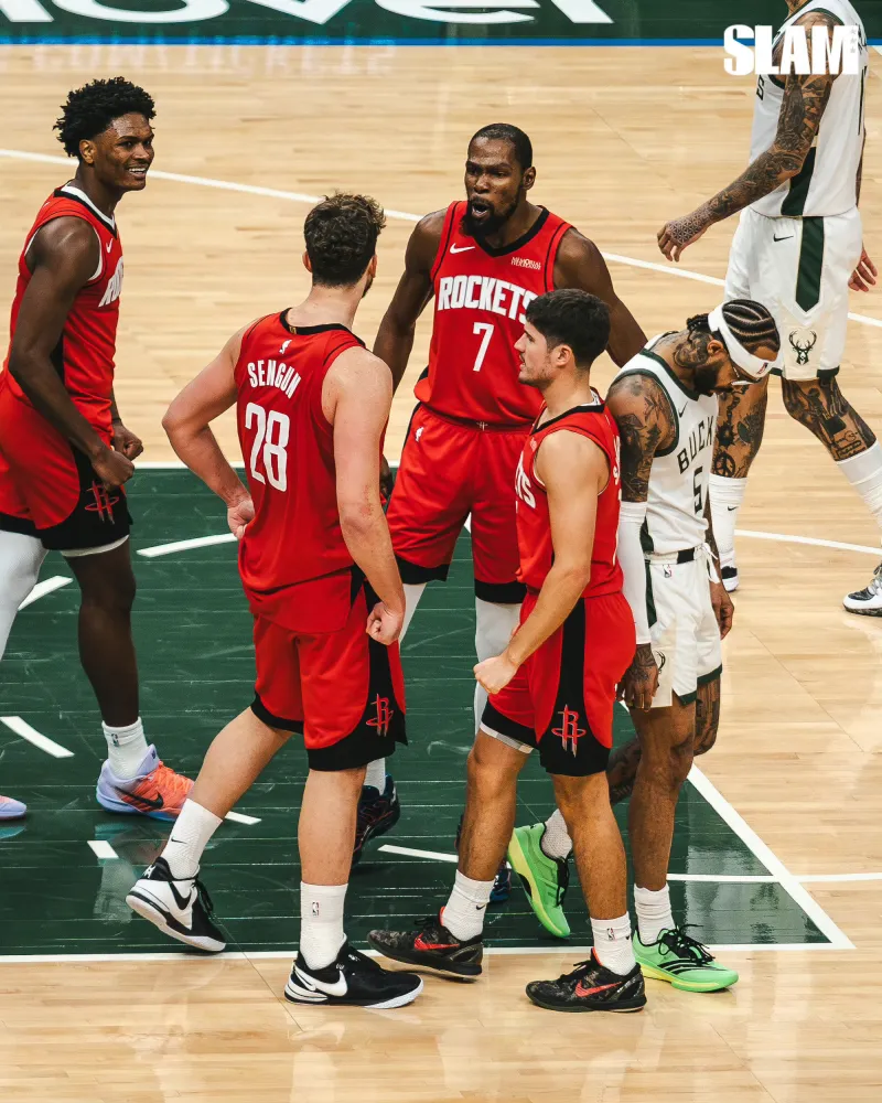 雄鹿绝地反击鹈鹕,杜兰特统治全场的简单介绍 雄鹿绝地反击鹈鹕,杜兰特统治全场的简单介绍