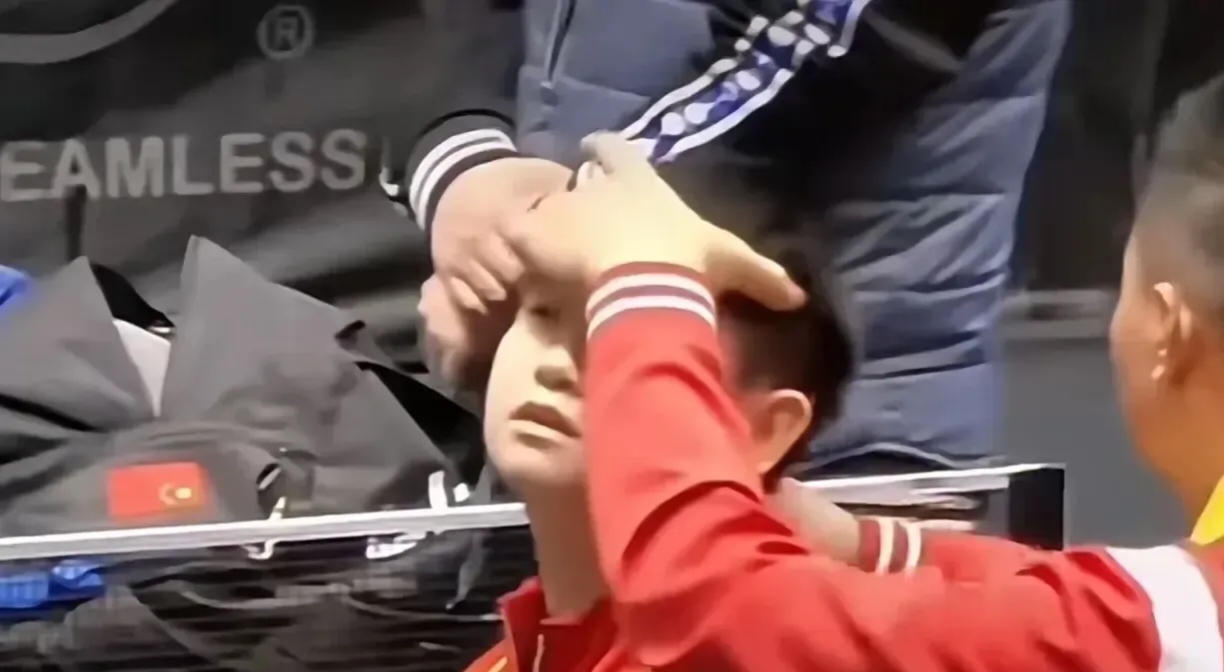 泰国队鏖战马来西亚队，马琳点燃赛场