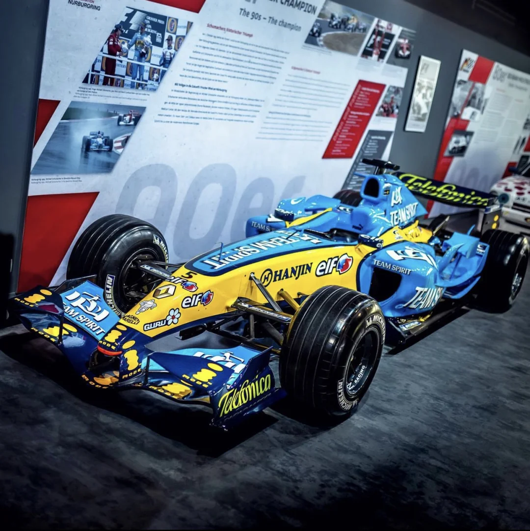 雷诺车队力克红牛二队,阿隆索刷新纪录的简单介绍 雷诺车队力克红牛二队,阿隆索刷新纪录的简单介绍