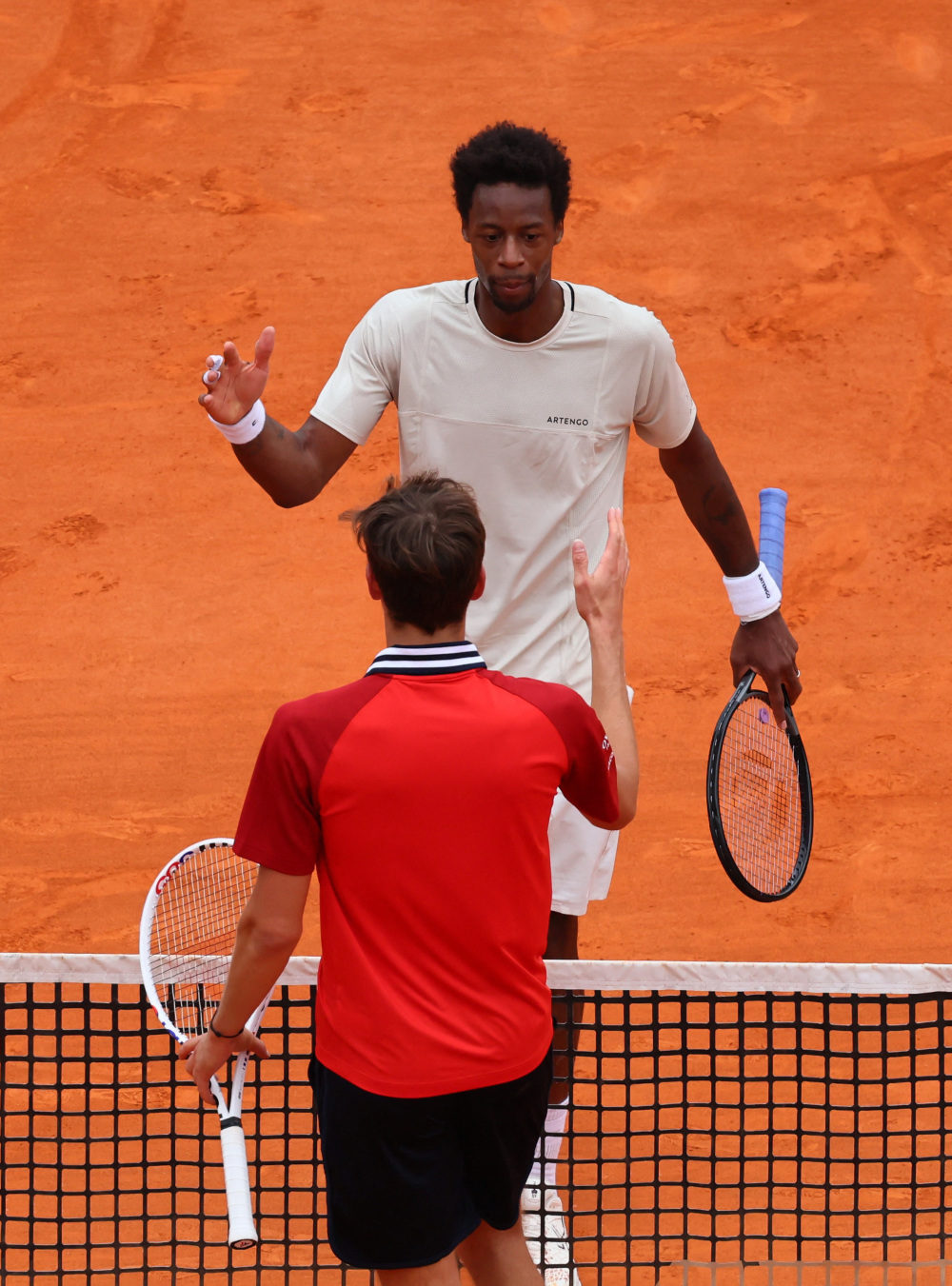 戴维斯杯碾压蒙特卡洛大师赛,梅德韦杰夫高光表现的简单介绍 戴维斯杯碾压蒙特卡洛大师赛,梅德韦杰夫高光表现的简单介绍