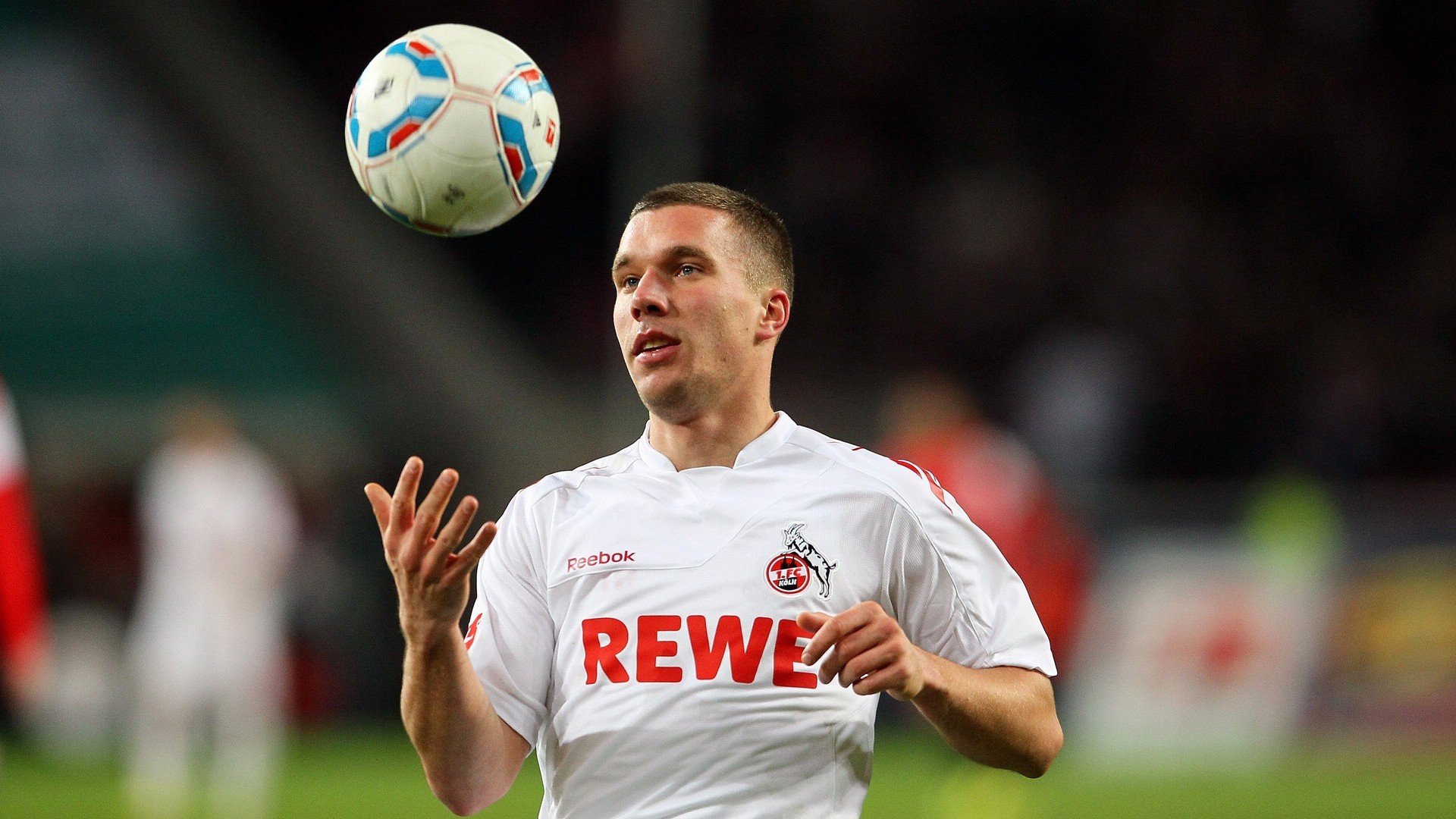 唯一性的对决，法国压制荷兰与布雷默在意甲焦点战的比赛接管